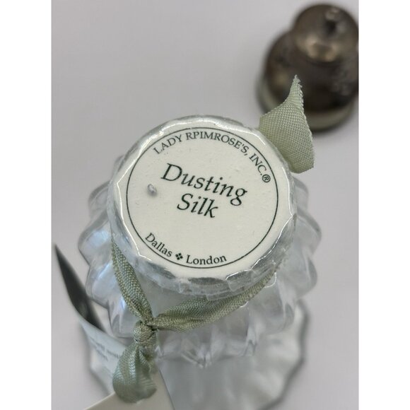 Lady Primrose Celadon Dusting Silk 3 Ounces Glass Shaker NEW - Picture 8 of 8